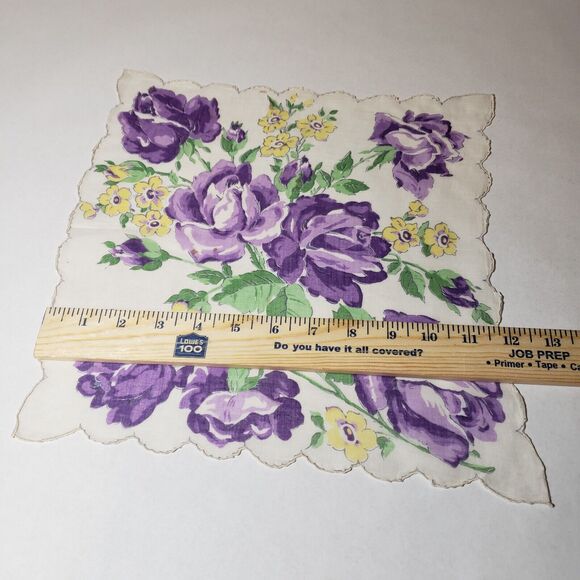 VTG HANKIE LG PURPLE FLOWERS GRAPHIC SCALLOPED EDGE POCKET SCARF BRIDAL WEDDING - Picture 11 of 12